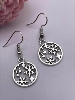 New Winter ❄️ Beauty Circle Round Snowflakes ❄️Star Drop Earrings